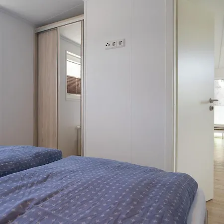 Ostseecamp Luebecker Bucht Steuerbord シャルボイツ