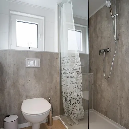 Ostseecamp Luebecker Bucht Steuerbord *