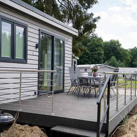 Ostseecamp Luebecker Bucht Steuerbord 샬베우츠