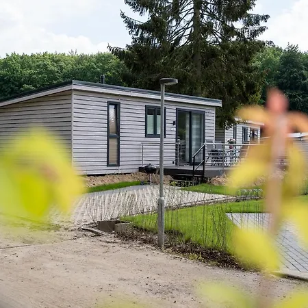 Ostseecamp Luebecker Bucht Steuerbord 샬베우츠