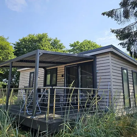 펜션 Ostseecamp Luebecker Bucht Steuerbord 샬베우츠